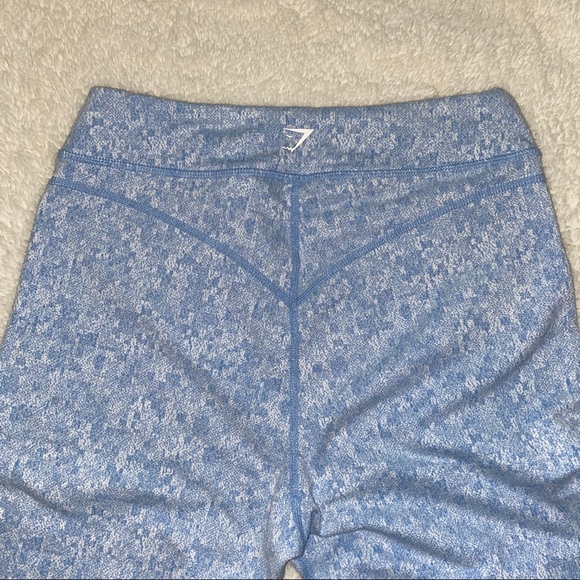 GymShark- Blue Fleur Texture Leggings - Picture 3 of 3